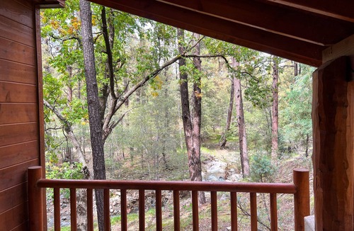 Prescott Cottage | Cozy Cabin just 5 minutes from Lynx Lake