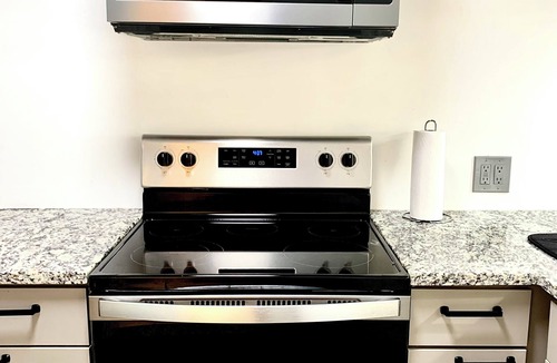 Chapel Hill Apartment | Cozy Chapel Hill Studio Retreat; near downtown & UNC!