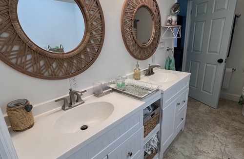 Little River Cottage | Cozy Cottage in a Fishing Village of Historic Little River