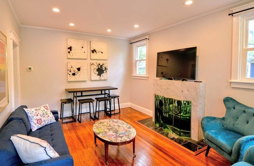 Takoma Park House | Cozy Craftsman Cottage in Takoma Park 2 bedroom 1 Bath Up to Date and IN STYLE