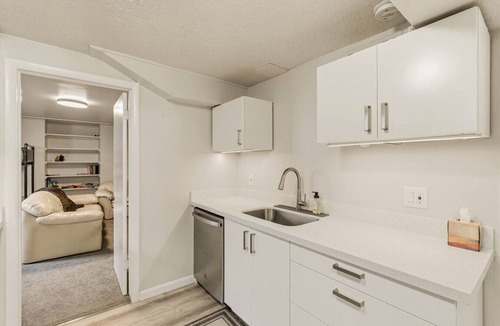American Fork Condo | Cozy Haven Hideaway | King Bed | Near Canyon