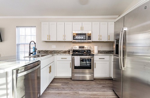 Durham House | Cozy home 15 from RTP & Dtown - starts at 3.5k/month