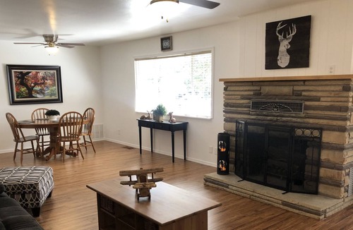 Show Low House | Cozy home in the high country.