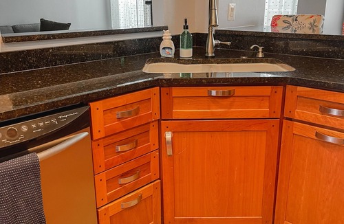 Redland House | Cozy Home - Walkable to Metro, Perfect DC getaway!