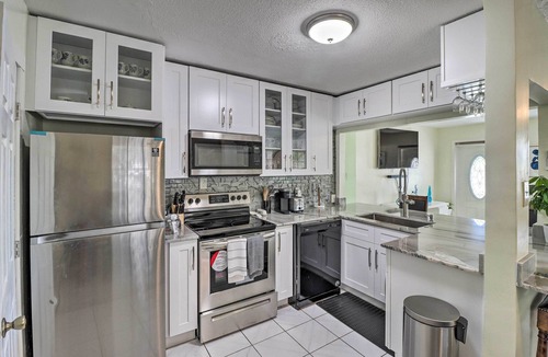 New Town Cottage | Cozy Key West Beach Cottage: Walk to Beaches!