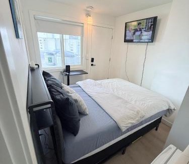 Panorama Hills Apartment | Cozy Private Room Near Calgary Airport with Parking