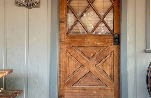 Heber Cabin | Cozy, quiet picturesque cabin in the pines & perfect escape from the heat!