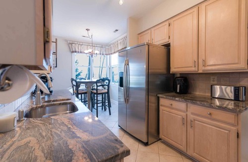 Pasadena House | Creek-Side Bliss: Unwind and Create Lasting Memories at Our Beautiful Retreat