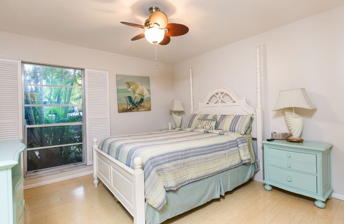 Siesta Key House | Crescent Street 1138 A | Pet Friendly, Pool!