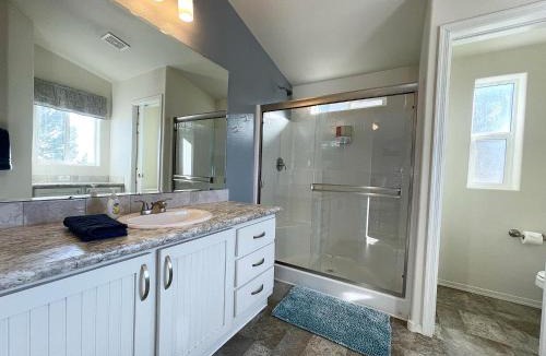 Kanab House | Cute Kanab Cottage Pet-Friendly & Modern