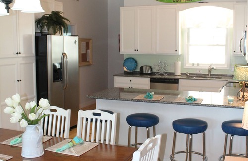 Ocean Isle Beach Cottage | Cute! Newly Remodeled Oib Cottage 2nd Row, 3 Blocks From Pier!