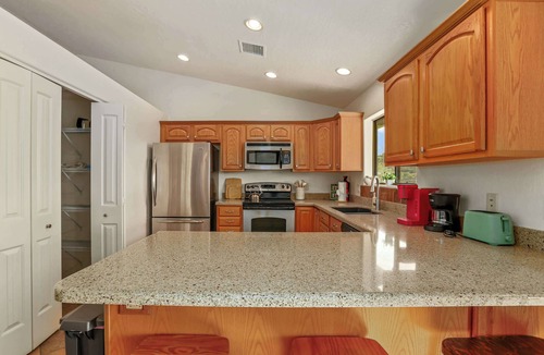 Lake Montezuma House | Desert Oasis Near Hiking, Biking and 4x4 Trails