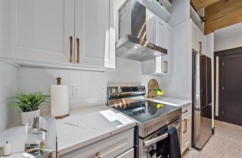 Downtown House | Designer home minutes from downtown! 6 beds 3 full bathrooms