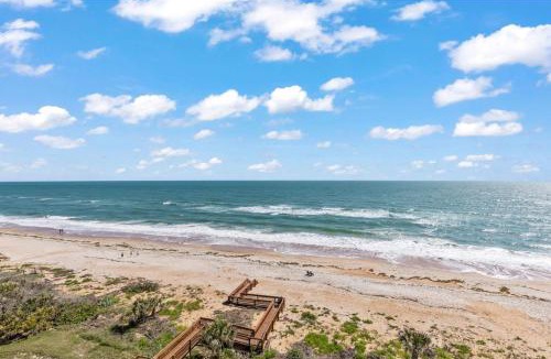 Seawinds Condo Apartment | Direct oceanfront 2/2 condo with a private balcony, heated beachfront pool, and garage