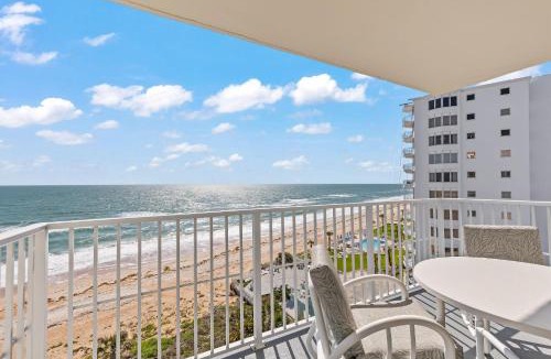 Seawinds Condo Apartment | Direct oceanfront corner condo with spacious balcony and heated beachfront pool