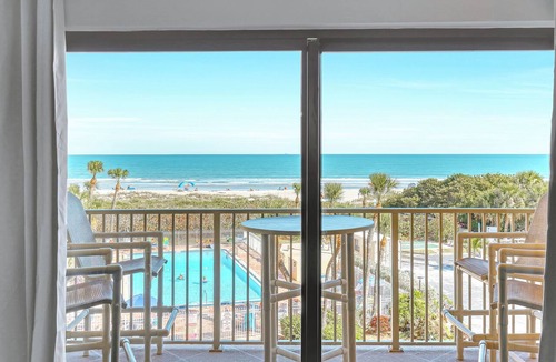 Port Canaveral Condo | Direct Oceanfront Condo | Perfect for Families W/Heated Pool & Stunning Views! 🏖️