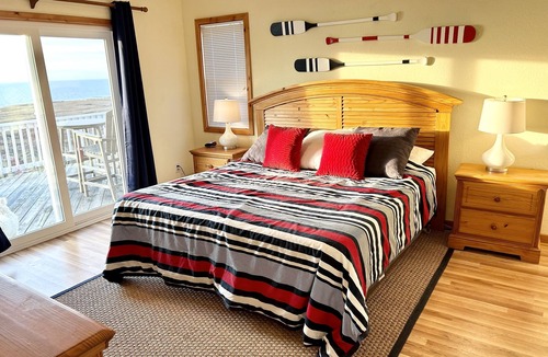 Wind Over Waves House | Discounted AMAZING SOUND FRONT HOUSE-on water, pool, hottub,