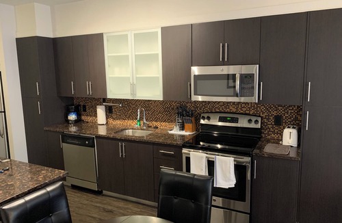 Radnor - Fort Myer Heights Apartment | Discounted NEW Listing in Arlington, VA near metro 1- free parking included