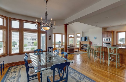 Corolla House | Doc's Landing: Private Pool, Hot Tub, Currituck Club