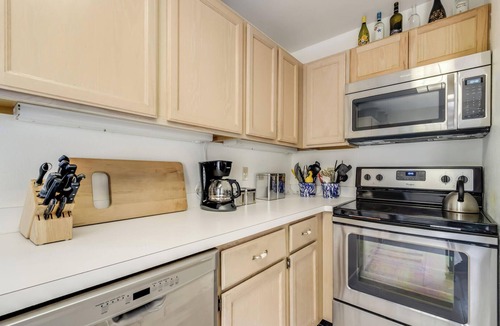 Bethany Beach Cottage | Dog-Friendly Bahamas Cottage Near Beach & Trails – Family Fun Awaits!