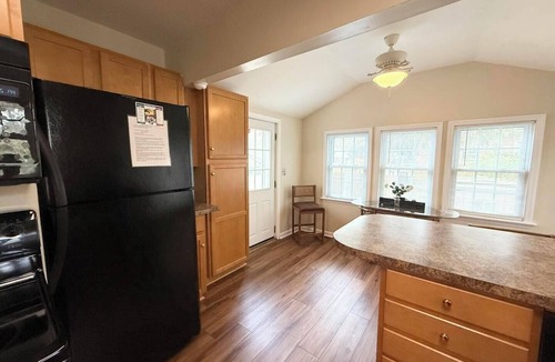 South Rehoboth Cottage | Dog-Friendly Rehoboth Beach Cottage—1.5 Blocks to Beach & Boardwalk!