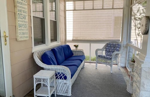 South Rehoboth Cottage | Dog-Friendly Rehoboth Beach Cottage—1.5 Blocks to Beach & Boardwalk!