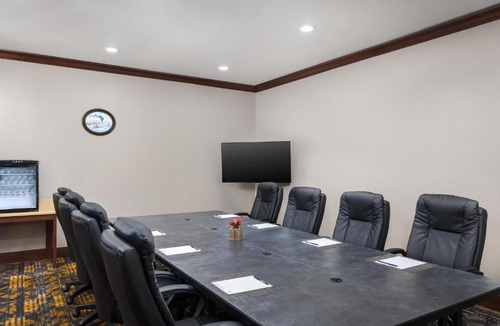 Mount Saint Joseph Hotel | DoubleTree by Hilton Cincinnati Airport