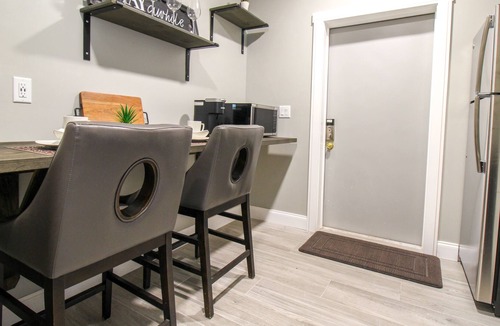 Park East Condo | Downtown Sarasota, Speakeasy