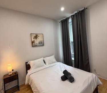 Sainte-Marie Apartment | Downtown Studio for 2 with Free private parking