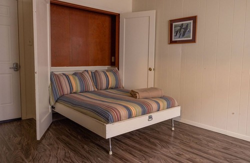 Sitka Apartment | Downtown Studio, One Bathroom Rental