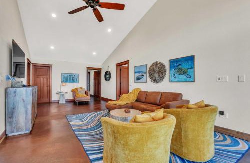 Manchester House | 'Dream Weaver' House w/Hot Tub & Ocean View!
