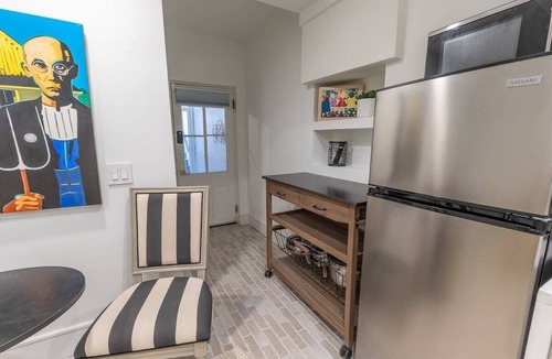 Dupont Circle Apartment | Dupont Circle Lux Apt - Sleeps 2, Steps to Metro
