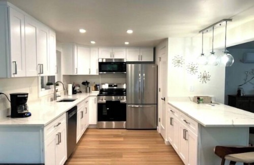 Victory Heights House | Easy MAJOR INTERNATIONAL SPORTING EVENT Access — 17 min to Fan Zone, 24 min to Stadium + 5BR Family Retreat @ Private Creek Fast