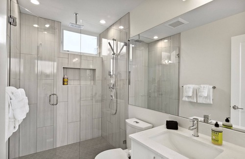 Crown Hill Apartment | Eco built Crown Hill Townhouse