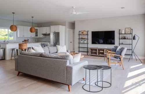 Consecon House | Edenshores - Pristine Waterfront