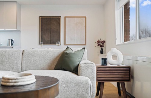 Radnor - Fort Myer Heights Apartment | Elegant 1BR - 5 Min to DC & Georgetown - Gym