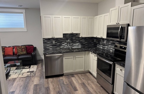 Timberlea House | Elegant 2-Bedroom Basement Suite in Wood Buffalo, Canada