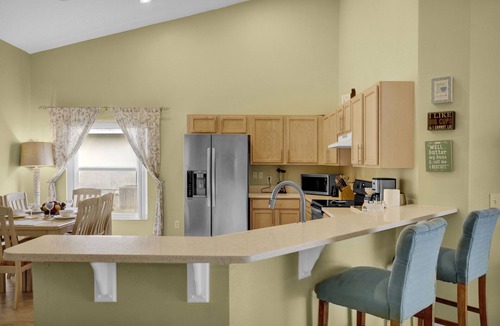Woodridge House | Elegant 4BR Pool Villa – 10% Off Weekly Stay Just 18 Min to Disney!