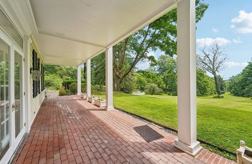 Owings Mills House | Elegant estate with sprawling grounds & gourmet kitchen- close to city