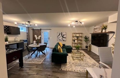 Stafford House | Elegant& modern Home