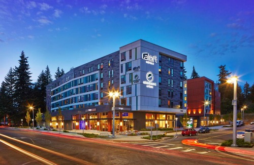 Overlake Hotel | Element by Marriott Seattle Redmond