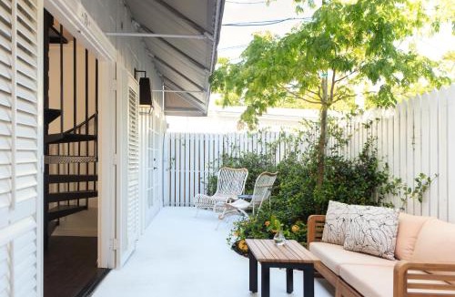 Downtown Hotel | Ella's Cottages - Key West Historic Inns
