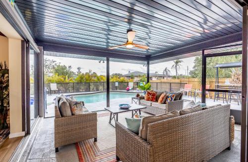 Englewood South Villa | Englewood, Manasota Keys - 2 Bedroom Luxury Villa, Pool, Game room, 6 min to Beaches next to Canal