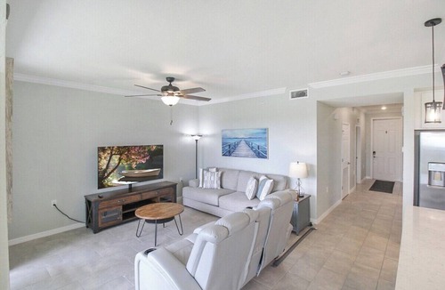 Lakewood Ranch Condo | Enjoy lake and golf views from this Lakewood National condo - Sunsational