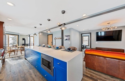 Salt Lake Mountain Resorts Condo | Enjoy pure luxury in Alta in this Contemporary Condominium with Hot Tub