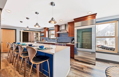 Salt Lake Mountain Resorts Condo | Enjoy pure luxury in Alta in this Contemporary Condominium with Hot Tub