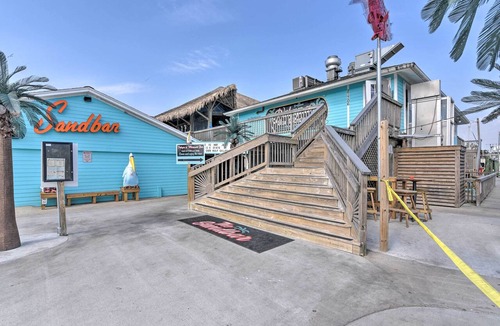 Galveston Cottage | Enjoy the View, Walk to Beach! Galveston Hideaway