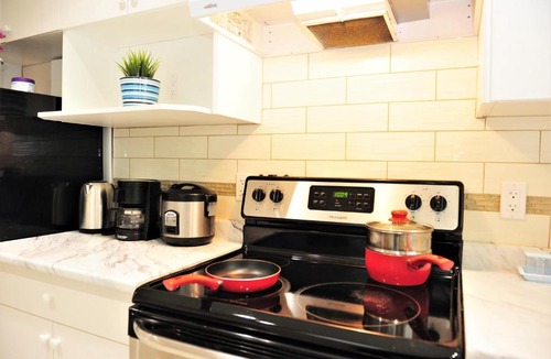 Renfrew-Collingwood House | Entire 2-bedroom home in Vancouver