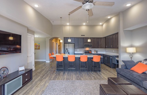 St. George Condo | Entire Top Floor Condo; Stylish and Comfortable