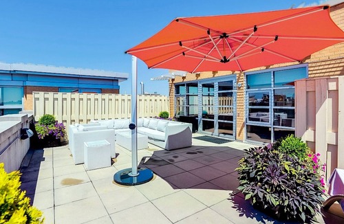 Logan Circle Apartment | Enviable Logan Circle 1BR w/W/D, Roof BBQ, walk to Metro, by Blueground